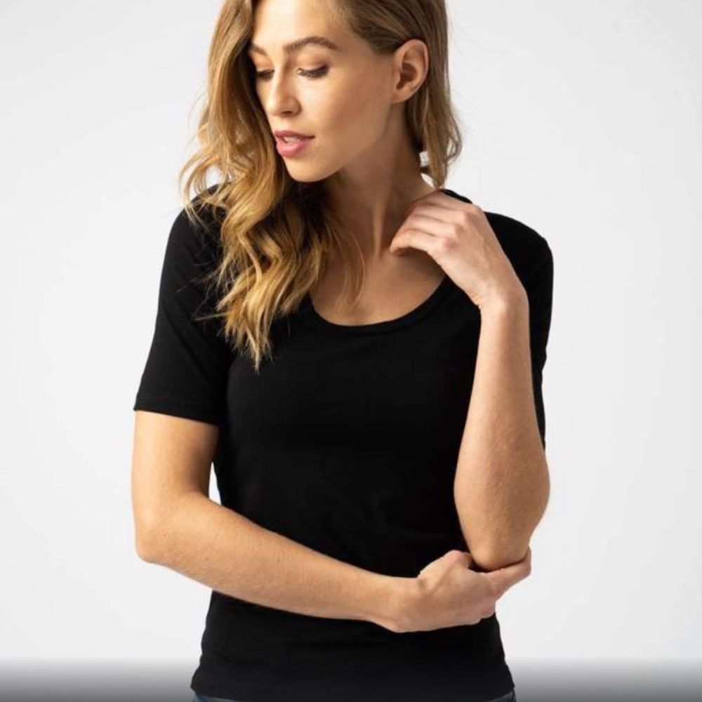 Saint + Sofia/ Zaggora organic cotton t shirt